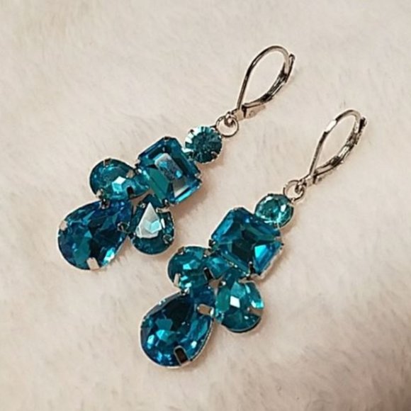 New‎ E897 2" Blue Geoshaped Crystal Drop Earrings. Women's Fashion Jewelry - Picture 7 of 16